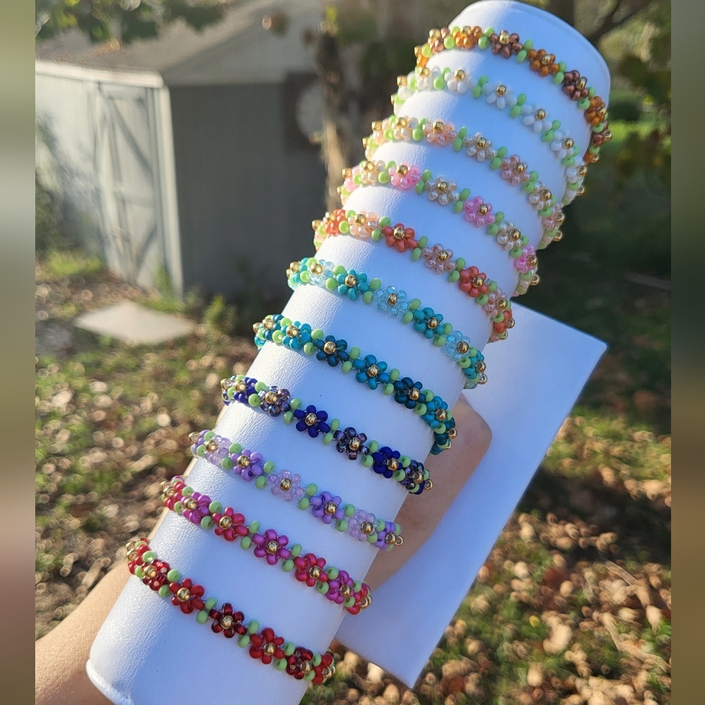 Daisy Flower Elastic Bracelet